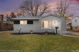 24043 Virginia Dr, Warren, MI 48091