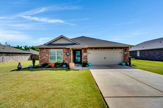 1120 Colonial Dr SW, Good Hope, AL 35055