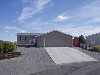 311 Arrowhead Place S, Mattawa, WA 99349