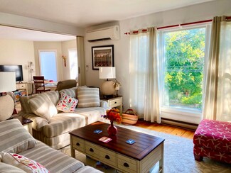 180 Main St Unit 20, Vineyard Haven, MA 02568