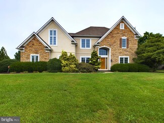 1111 Sarazen Way, York, PA 17404