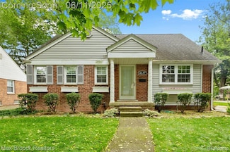 4237 Wakefield Rd, Berkley, MI 48072