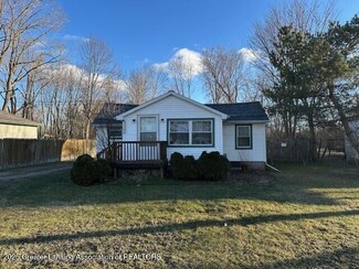3305 W Jolly Rd, Lansing, MI 48911