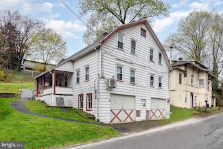 15 Locust St, Duncannon, PA 17020