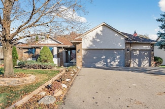 858 Sterling St S, Saint Paul, MN 55119