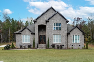 225 Rocky Ridge Rd, Woodruff, SC 29388