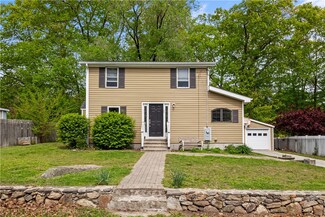 13 Oliver St, Chepachet, RI 02814
