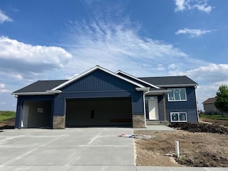 2220 Petersen Dr NW, Stewartville, MN 55976
