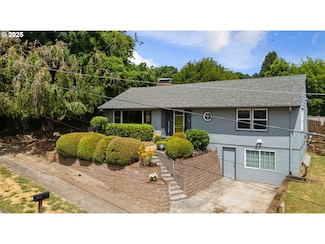 632 NE Everett St, Camas, WA 98607