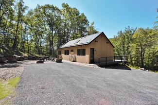 100 Diamond Notch Rd, Lanesville, NY 12450