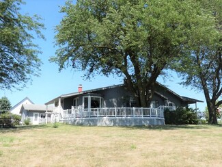 15931 Twilight Ave, Glidden, IA 51443