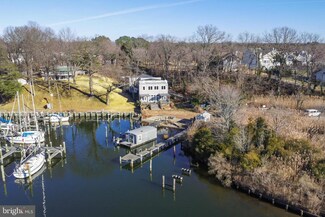 1018 Carrs Wharf Rd, Edgewater, MD 21037