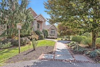 205 York Rd, Lewisburg, PA 17837