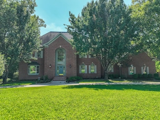 484 Woods Edge Dr, London, KY 40741
