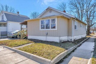 1111 N 6th St, Champaign, IL 61820