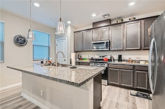 495 Granite Arch St, Las Vegas, NV 89138