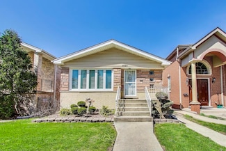 4044 N Overhill Ave, Norridge, IL 60706