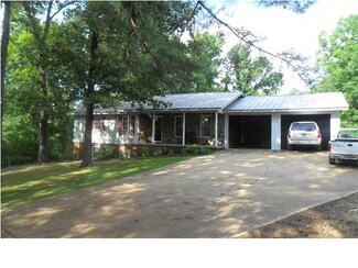 115 Dogwood Ln, Vina, AL 35593
