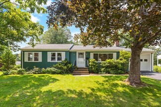 36 Sharon Rd, South Hamilton, MA 01982