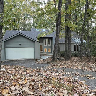 590 Windridge Pkwy, Hardy, VA 24101