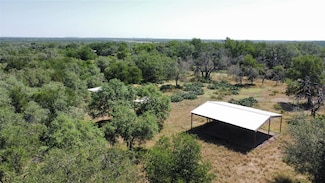 30 Country Oaks Dr, Buda, TX 78610