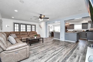 15711 Creekhaven Dr, Houston, TX 77084