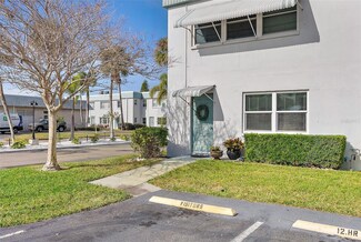 5267 81st St N Unit 12, Saint Petersburg, FL 33709
