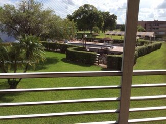 9681 Sunrise Lakes Blvd Unit 202, Sunrise, FL 33322