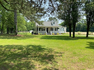 8515 Rancho Dr, Ooltewah, TN 37363