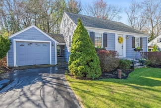 120 Park Ave W, South Weymouth, MA 02190