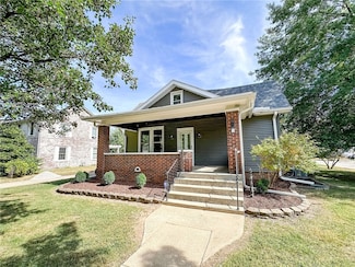 614 Ten Broeck St, Paris, IL 61944