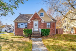 704 Babbitt Rd, Euclid, OH 44123