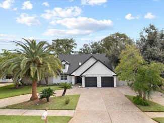4 Chateau Pontet Canet Dr, Kenner, LA 70065