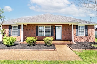 7004 Westfork Dr, Smyrna, TN 37167