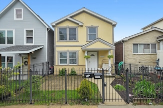 3713 W Palmer St Unit 2, Chicago, IL 60647