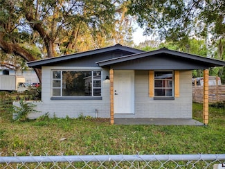 1317 Tennessee St, Plant City, FL 33563