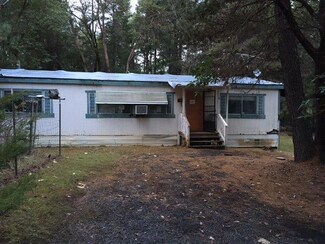 225 E Crow Rd, Merlin, OR 97532