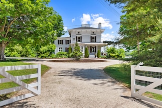 1 Foxboro Rd, Essex, CT 06426