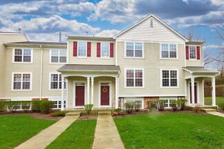 321 Terra Springs Cir, Volo, IL 60020