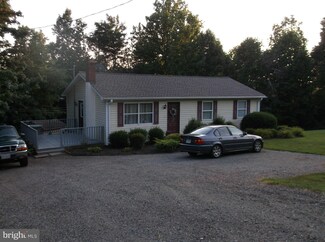 2507 Elly Rd, Aroda, VA 22709