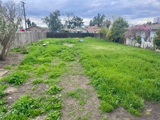 30691 Juniper Rd, Visalia, CA 93291