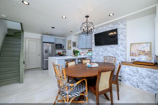 262 6th St, Jersey City, NJ 07302