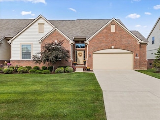 28136 Belmonte Dr, New Hudson, MI 48165