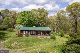 2385 Heide Cooper Rd, Shanks, WV 26761