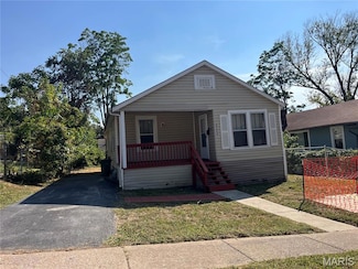 8334 Jackson St, Saint Louis, MO 63114