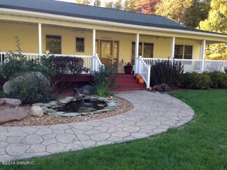 60058 Lester Ln, Colon, MI 49040