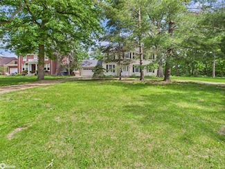 1905 Grand Ave, Keokuk, IA 52632