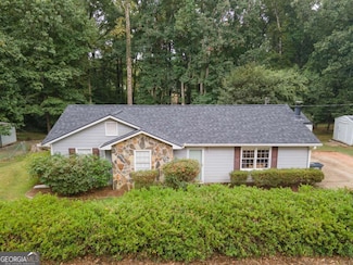 105 Shady Oak Dr, Lagrange, GA 30240