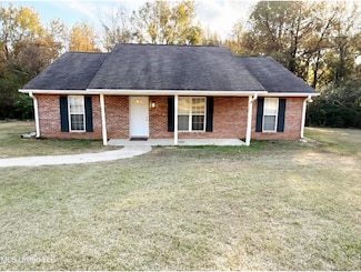 4545 Tom Collins Rd, Utica, MS 39175