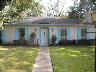 304 Meadowlark Dr, Alexandria, LA 71303